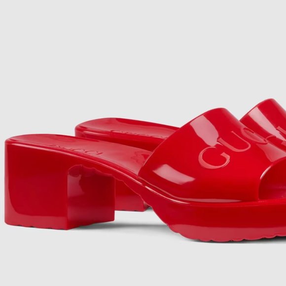 GUCCI Rubber Logo Platform Slide Sandal - Picture 6 of 9